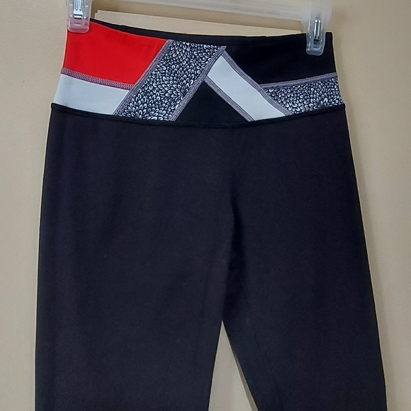 Lululemon Skinny Groove Pants - Picture 5 of 14